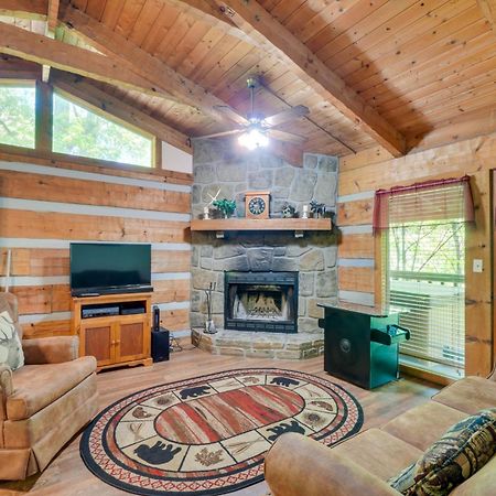 Gatlinburg Cabin With Hot Tub About 6 Mi To Downtown! Εξωτερικό φωτογραφία